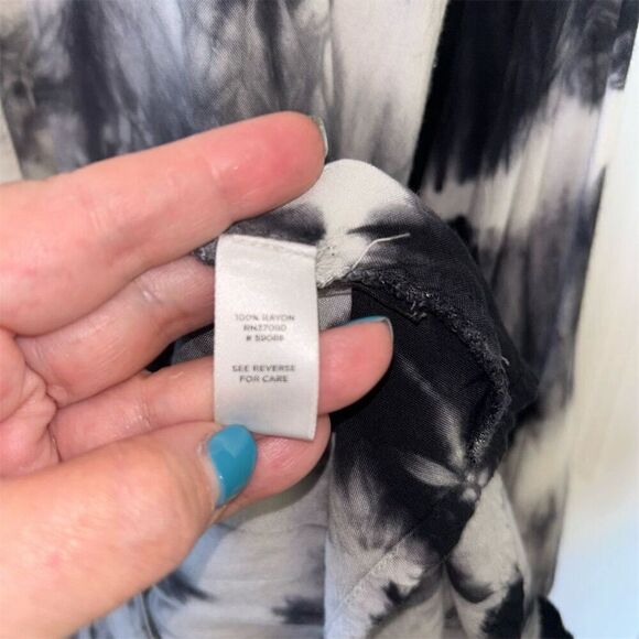 Cato Women's Plus Size 24 Tie-Dye Button-Up Long Sleeve Top Multicolor - Picture 5 of 7